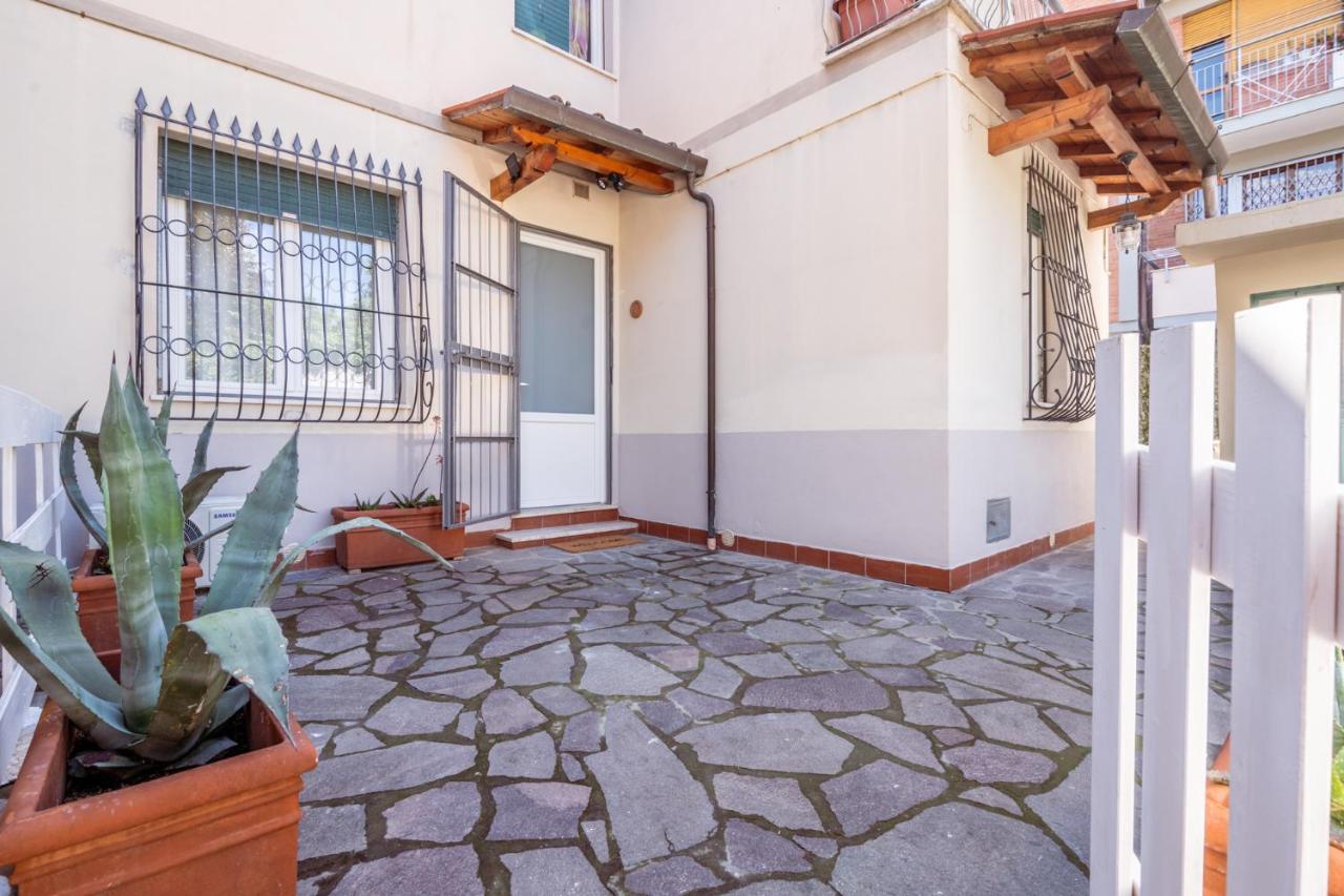 Smart Family In Pisa Apartment Exterior photo
